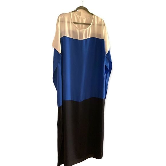 Color block slit maxi dress.  White , royal & navy. Washable,  great for… - Picture 10 of 16